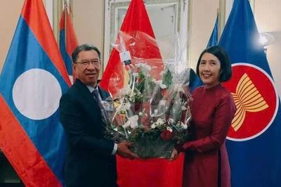 Đại sứ quán Lào tại Vương quốc Bỉ chúc mừng Quốc khánh Việt Nam