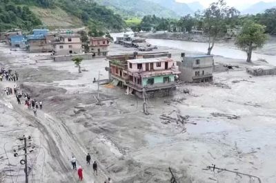 1.204 người chết, 4.216 người mất tích trong vụ sạt lở đất ở Nepal