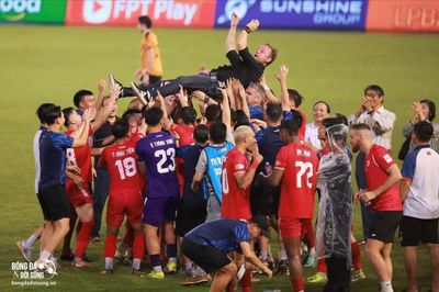 Khởi động V-League 2026/27: Tướng ngoại so tài