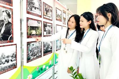Khi lịch sử được kể bằng ngôn ngữ của người trẻ