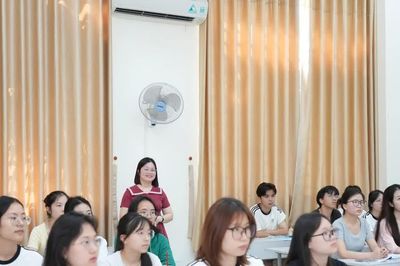 Hoàn thiện thể chế, phát hiện và tháo gỡ 'điểm nghẽn' pháp lý lĩnh vực giáo dục