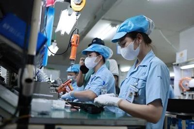 Hơn 40 tỷ USD vốn ngoại rót vào Việt Nam: Đâu là nam châm 'hút tiền'?