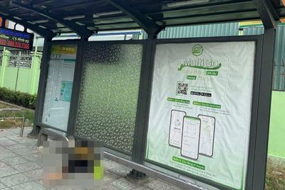 Người đàn ông có hình xăm tử vong tại trạm xe buýt ở TPHCM