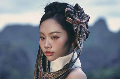 Ca sĩ Phương Mỹ Chi lên tiếng về tranh cãi trang phục