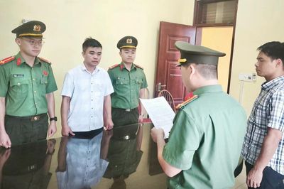 Khởi tố Nguyễn Văn Năm, cựu Phó viện trưởng thuộc Trường Đại học Trưng Vương