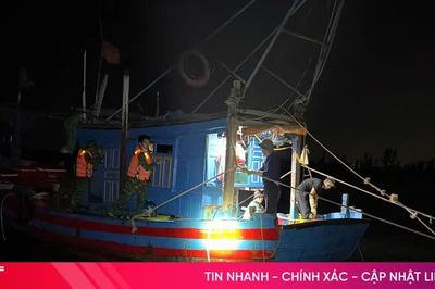 Bắt tàu cá khai thác thủy sản trái phép trên vùng biển Hà Tĩnh