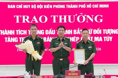 Bộ đội Biên phòng TP Hồ Chí Minh khen thưởng tổ đánh án ma túy