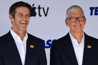 Apple bước vào kỷ nguyên John Ternus