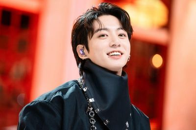 Khoảnh khắc xúc động vang lên trong ngày sinh nhật Jungkook (BTS)