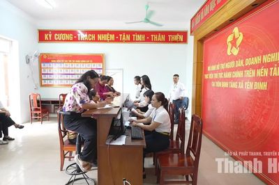 Thu hẹp khoảng cách trong tiếp cận dịch vụ công