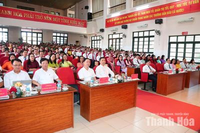 Khai giảng các lớp trung cấp lý luận chính trị hệ tập trung