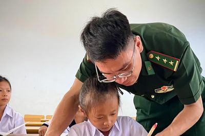 Gieo chữ, gieo ước mơ nơi biên giới