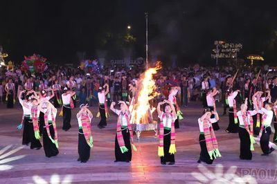 Mường Lò vào hội