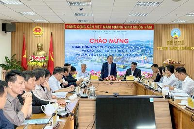 Tối ưu nguồn lực, thúc đẩy khoa học - công nghệ và chuyển đổi số y tế