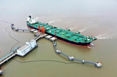 Giá dầu hôm nay 3/9: Tăng 1% khi xung đột Mỹ-Iran đe dọa nguồn cung