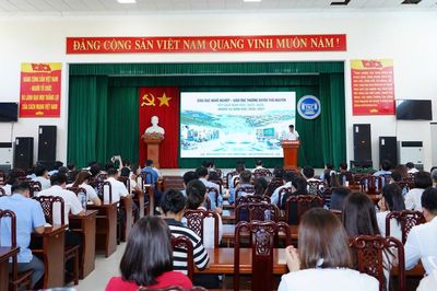 Tăng cường nguồn lực cho đào tạo nhân lực chất lượng cao và các ngành trọng điểm