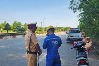 Quảng Ngãi: Gần 1.200 trường hợp vi phạm ATGT, phạt gần 3 tỷ đồng trong 5 ngày nghỉ lễ