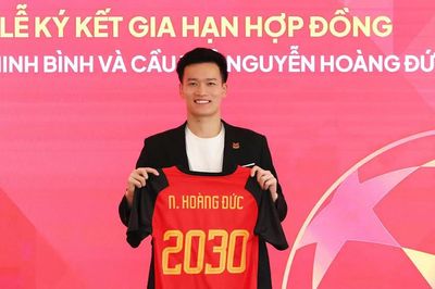Hoàng Đức gia hạn hợp đồng với CLB Ninh Bình