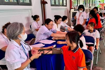 Dịch bệnh mùa tựu trường: Các sai lầm phụ huynh thường mắc khi chăm sóc trẻ