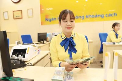 Cân đối vốn thời dư địa hẹp, ngân hàng tìm đường khơi dòng
