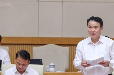 Tăng trưởng 10% chịu áp lực, dư địa điều hành kinh tế ngày càng hẹp