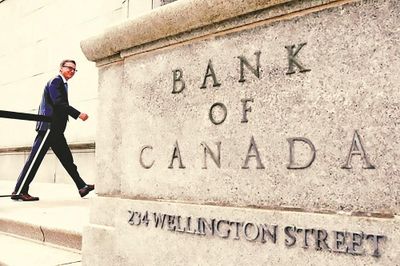 NHTW Canada giữ nguyên lãi suất, phát tín hiệu sẵn sàng thắt chặt