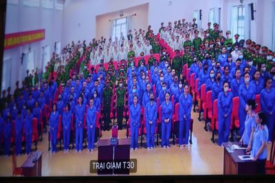 Ca sĩ Chi Dân, người mẫu An Tây, 'cô tiên' Trúc Phương lĩnh án