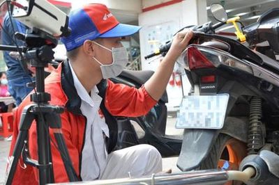 Giá kiểm định khí thải xe máy: Cơ sở đăng kiểm được tự quyết