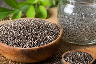 5 cách dùng hạt chia giảm táo bón, hỗ trợ tiêu hóa