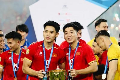 Đình Bắc đắt giá nhất Việt Nam