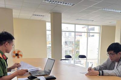 Ninh Bình: Bắt tạm giam cựu nhân viên ngân hàng để điều tra về hành vi 'lừa đảo chiếm đoạt tài sản'