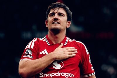 Áo đấu MU, Liverpool thập niên 1990 bất ngờ gây sốt trở lại