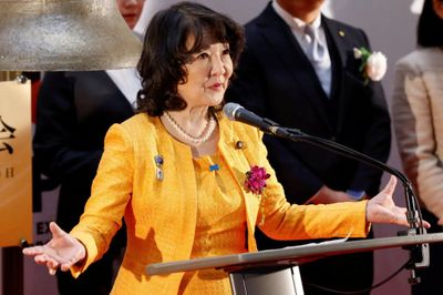 Nữ tướng giữ thăng bằng cho đồng yen Nhật Bản