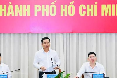 Chủ tịch UBND TPHCM Nguyễn Văn Được: Hồ sơ đủ điều kiện nộp trước 15 giờ phải giải quyết trong ngày