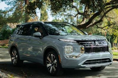 Mitsubishi Outlander thế hệ mới sắp trở lại Việt Nam