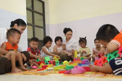 Sau sắp xếp trường học, hiệu trưởng trở lại đứng lớp: 'Các thầy cô vì việc chung'