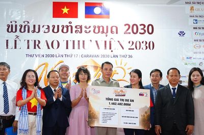 'Nắng Việt trên dòng Mê Kông': Đưa một thư viện qua biên giới