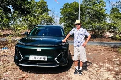 Bố Chi Pu và hành trình 4.600 km xuyên Việt bằng Geely EX5 EM-i: Từ lo 'nằm đường đến lên kế hoạch đi Cà Mau