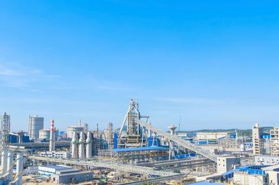 Thép Hòa Phát Dung Quất cán mốc sản lượng 1 triệu tấn gang lỏng mỗi tháng