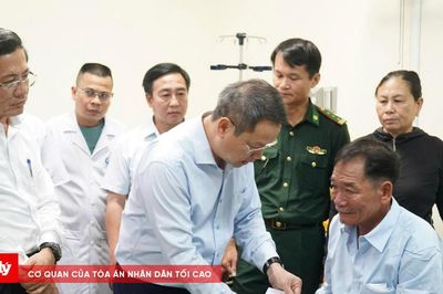 3 ngư dân được cứu sau vụ chìm tàu tiếp tục điều trị tại bệnh viện