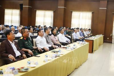 Cộng đồng người Việt tại Lào quyết tâm góp sức phát triển đất nước