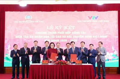 Tuyên truyền nâng cao ý thức thượng tôn pháp luật và củng cố niềm tin xã hội