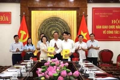 Bàn giao chức năng, nhiệm vụ tham mưu về công tác dân vận