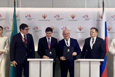 Rosatom ký hợp đồng xây dựng nhà máy điện hạt nhân 2.400 MW tại Kazakhstan