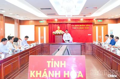 Tiếp tục triển khai hiệu quả các nội dung hợp tác giữa UBND tỉnh Khánh Hòa và Đại học Kinh tế TP. Hồ Chí Minh