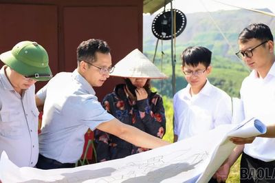 Xã Bát Xát, Trịnh Tường kiểm tra thực địa, tháo gỡ vướng mắc bồi thường giải phóng mặt bằng