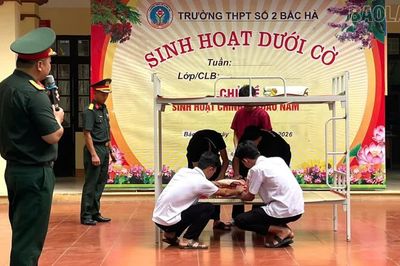 Trung đoàn 254 phối hợp tập huấn công tác nội vụ cho học sinh bán trú