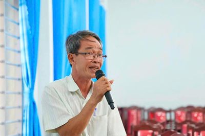 Cán bộ quản lý chủ động trở lại bục giảng