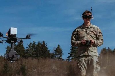 Nghị sĩ Mỹ yêu cầu Lục quân giải trình việc dừng tiểu đoàn chuyên trách thử nghiệm drone