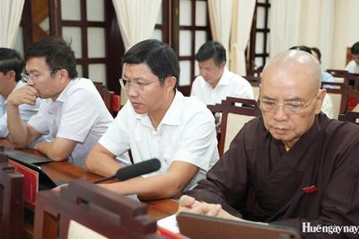 Giáo dục cần đúng người, y tế cần đúng cơ chế